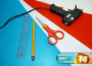 Tự tay may vá bookmark biển báo giao thông