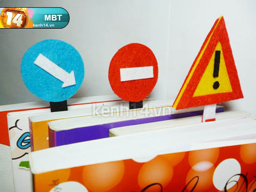 Tự tay may vá bookmark biển báo giao thông
