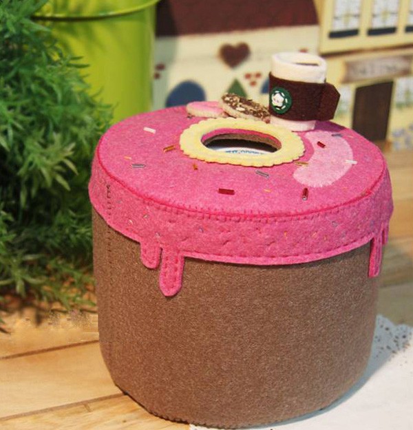 Làm hộp đựng khăn giấy hình bánh donut dễ thương